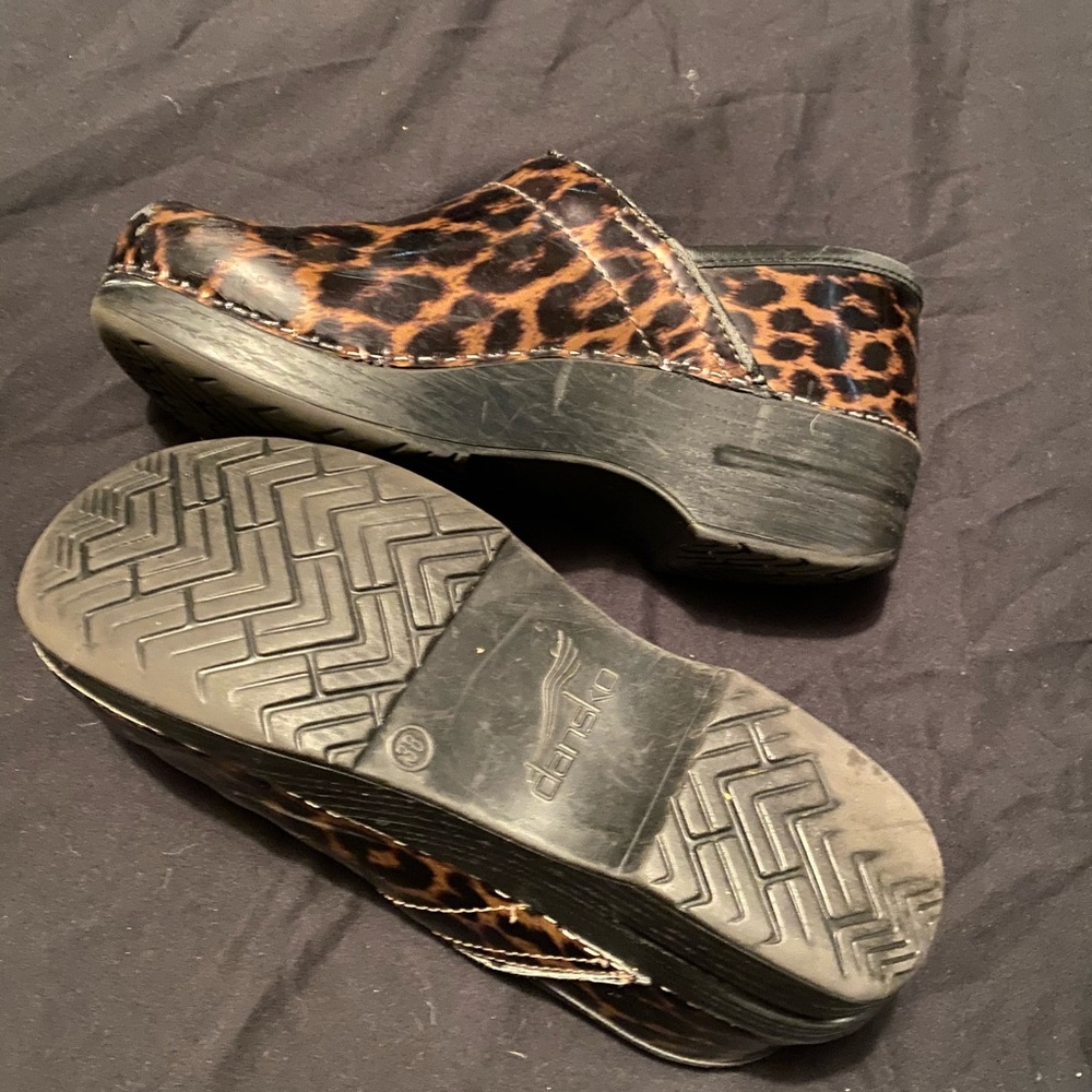 Leopard dansko clogs - Picture 4 of 5